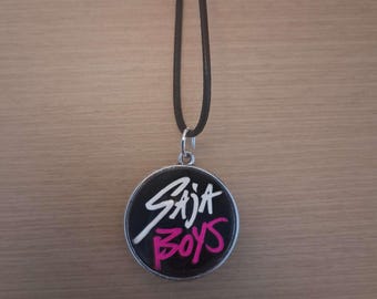 Saja Boys/Huntrix Double-sided Pendant Necklace