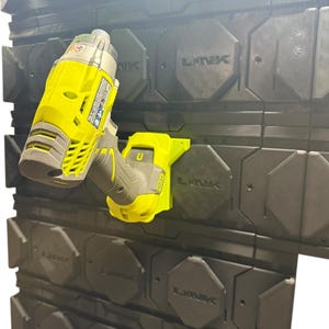 Ryobi Wall Mount System – Rail (5 Pcs) + Angled Tool Mount