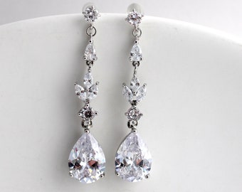 Bridal crystal Earrings, wedding rhinestone earrings, bridal earrings chandelier, bridal Earrings, Statement Earrings, vintage style, CASSY