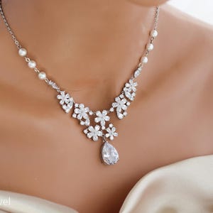 bridal Pearl necklace, wedding rhinestone necklace, cubic zirconia pearl Jewelry, Floral rhinestone necklace, wedding necklace pearl, DORIS