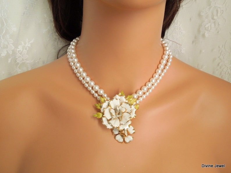 vintage brooch necklace bridal Pearl necklace Pearl Necklace SALLY Bridal Necklace Wedding Necklace bridal jewelry wedding necklace
