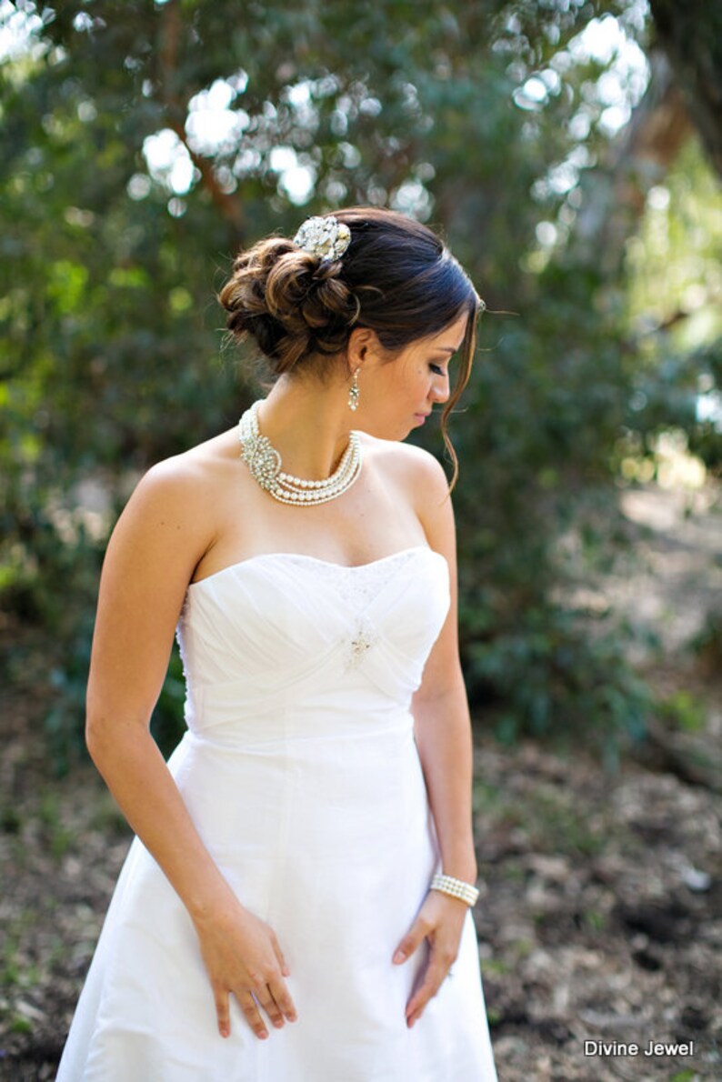 necklace for wedding day