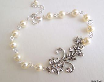 bridal crystal bracelet, bridal pearl Bracelet, wedding rhinestone bracelet, pearl Bracelet, Rhinestone Bracelet, vintage style, GERBERA