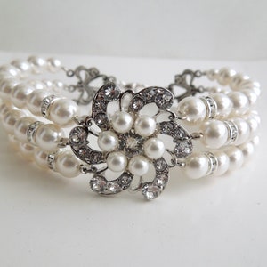 bridal bracelet pearl, rhinestone Bracelet wedding, Wedding pearl bracelet, bridal jewelry, pearl bracelet, rhinestone bracelet, AMELIA image 7