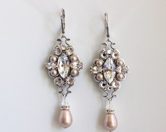 wedding crystal earrings, bridal pearl earrings, crystal and pearl chandelier earrings, wedding Earrings, statement long earrings,  GABY