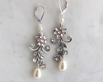 Bridal pearl Earrings, wedding rhinestone Earrings, bridal earrings chandelier, pearl earrings, rhinestone earrings, bridal jewelry, GERBERA