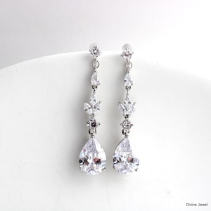 Bridal crystal Earrings, wedding rhinestone earrings, bridal earrings chandelier, bridal Earrings, Statement Earrings, vintage style, CASSY