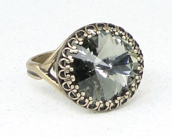 Romantic Grey Jewelry Antique Brass Cocktail Ring with Swarovski Crystal, Ring Vintage Style Black Diamond Rivoli Ring