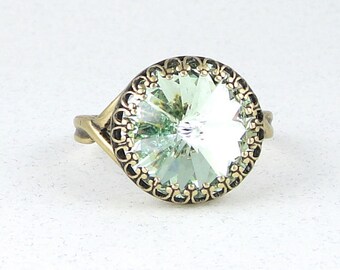 Mint Green Ring Antique Brass Ring Swarovski Crystal Ring Adjustable Ring or Size 8 Light Green Vintage Style Antique Bronze Ring Cocktail