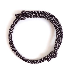 Seigaiha Black Wave Japanese Bracelet black light-grey Adjustable Sliding Knots | Traditional pattern Minimalist bracelet KIZUNA