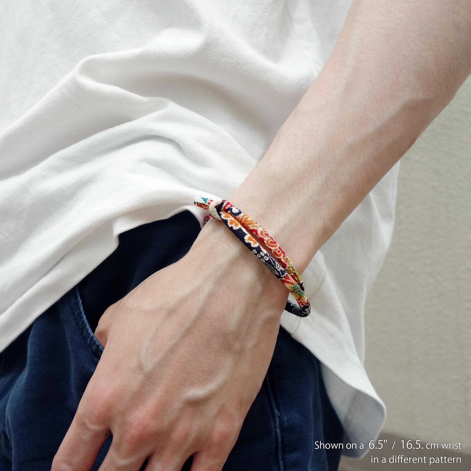 藍風こよみ Kimono Bracelet Red and Blue With Sliding Knots Minimalist