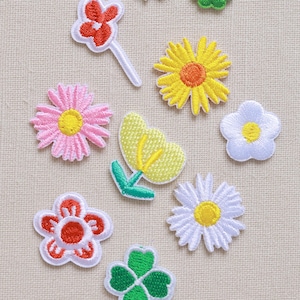 Mini Floral Patch Set – Iron On Embroidered Flowers & Clovers for Kids Clothes, Bags, Crafts