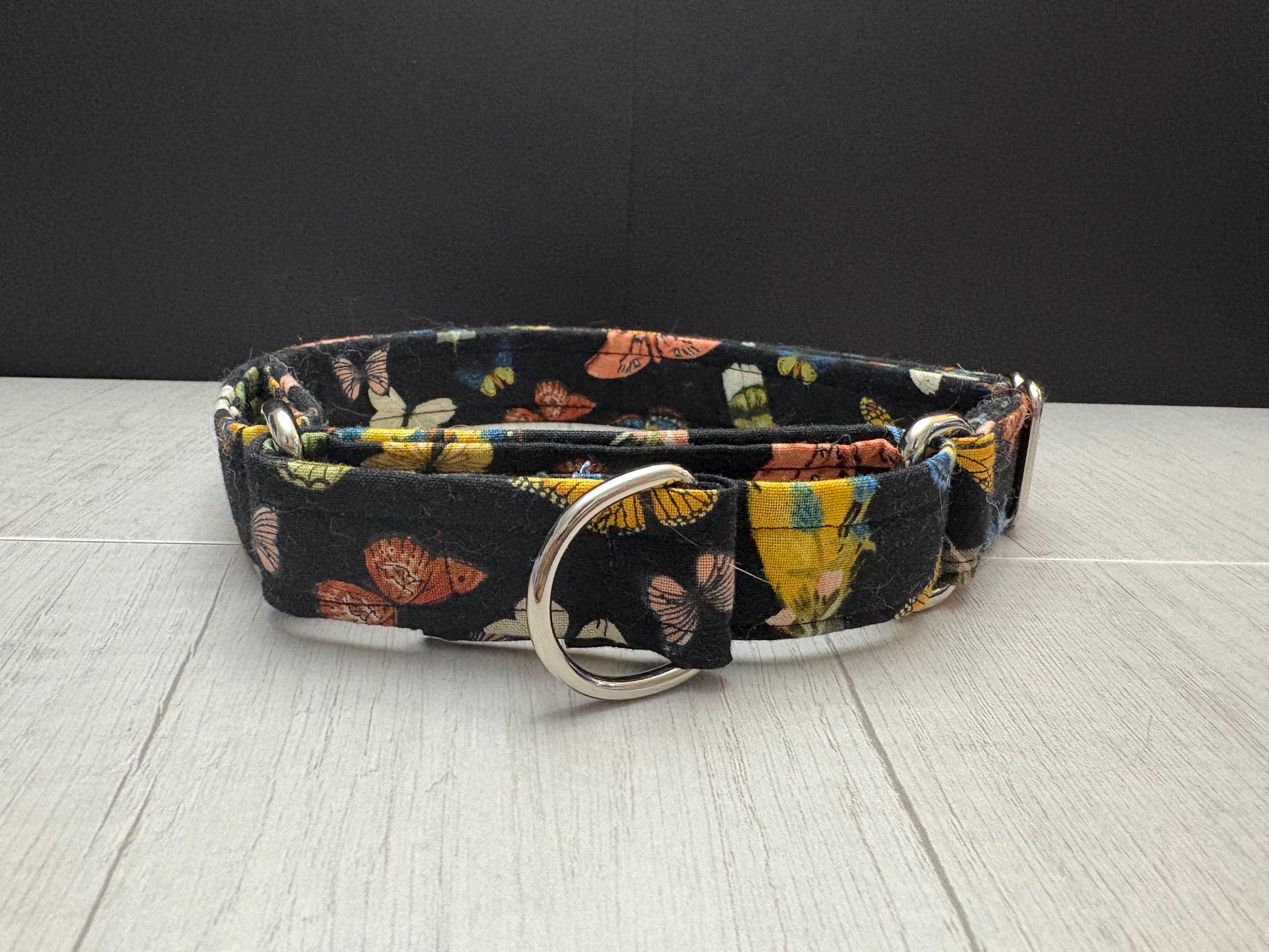 Antique Butterflies - L (19-29) 1in wide Martingale Collar