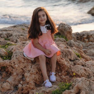 Pink Cotton Girl’s Dress With Collar, Detachable Lace Collar & Petticoat, Twirl Dress for Special Occasions, Gift for Granddaughter Daughter