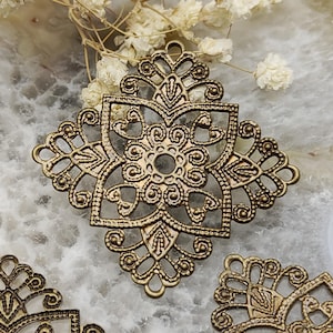 50pcs 30mm lace square Flower Filigree Jewelry Connectors Setting,filigree Connector,Filigree Findings,Raw Brass Findings,filigree Charms