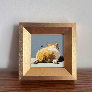 Mini Relaxed Kitty Oil Painting in Gold Frame,Hand-Painted Gift for Cat Lovers and Pet lovers,Small Wall Decor For Home,Office and Nursery