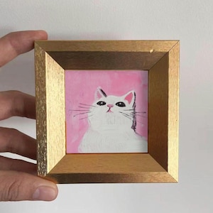 Mini peinture à l'huile de chat blanc mignon, art de chat peint à la main, petit art mural, cadeau pour amoureux des chats, décoration confortable pour la maison et le bureau, décoration de bureau, art animalier