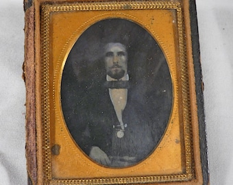 Antique 1/9 Plate Tintype Portrait of a Bearded Gentleman, 19th Century Photo Civil War Era Ephemera    6