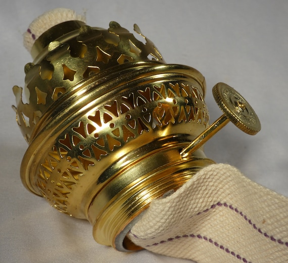 Gaudard oil lamp outlet