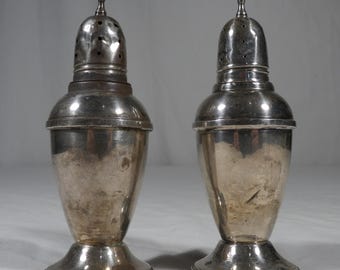 Vintage Reed & Barton Sterling Silver Salt and Pepper Shakers Model 40, Mid-Century Silver Tableware