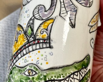 Crowned Alligator Pelican Crab Fleur de Lis Utensil Holder Wine Chiller Vase in Watercolor Sketch Style