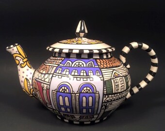 New Orleans Architecture Themed teapot and 4 cups