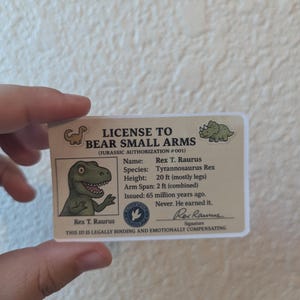 Licenza di porto d'armi di piccolo calibro - Divertente adesivo per badge T-Rex per gli amanti dei dinosauri