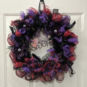 Spooky Black Feathered Halloween Wreath, Halloween Decor, Halloween Door Wreath, Feather Wreath, Fall Decor