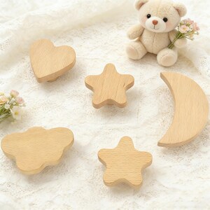 Gałki do szuflad z naturalnego drewna bukowego | Uchwyty do szafek Cloud Star Moon | Osprzęt meblowy do pokoju dziecięcego w stylu boho