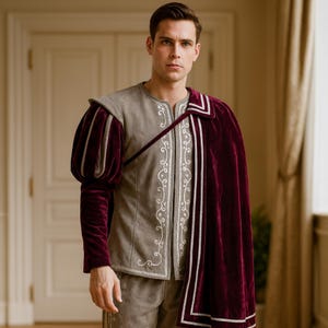 Men&#39;s Renaissance Nobleman Costume – Velvet Doublet with Cape, Tudor Medieval Court Outfit for Cosplay, Theater & Festivals