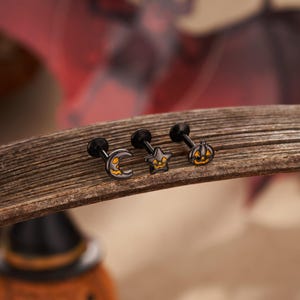 3PCS Halloween Black Stud Set – Star/Moon/Pumpkin Earrings | 16G 6mm Flat Back Studs for Lobe, Conch, Helix, Cartilage | Spooky Cute Jewelry