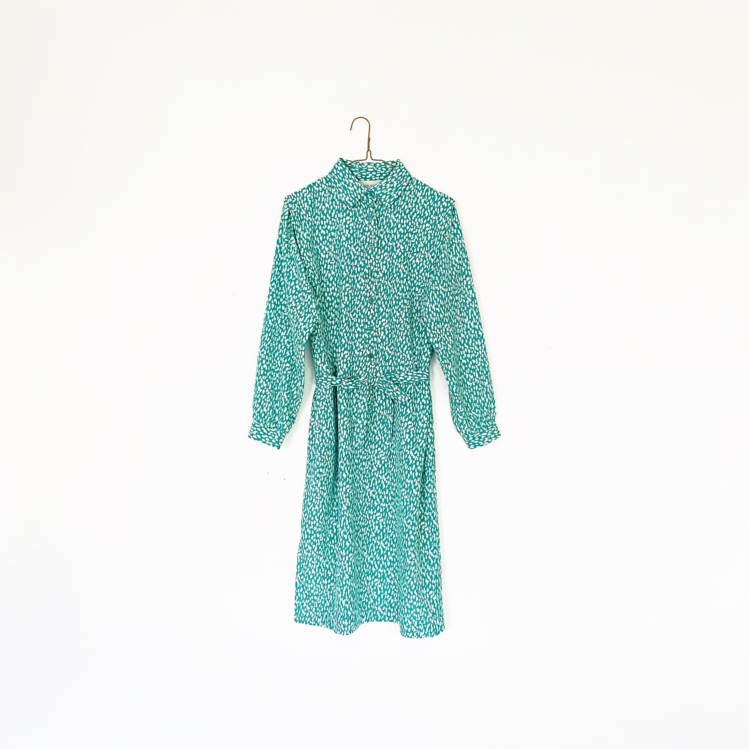 flowy red midi dress Gifu Shirt-Dress in Kino Forest Print main image 1