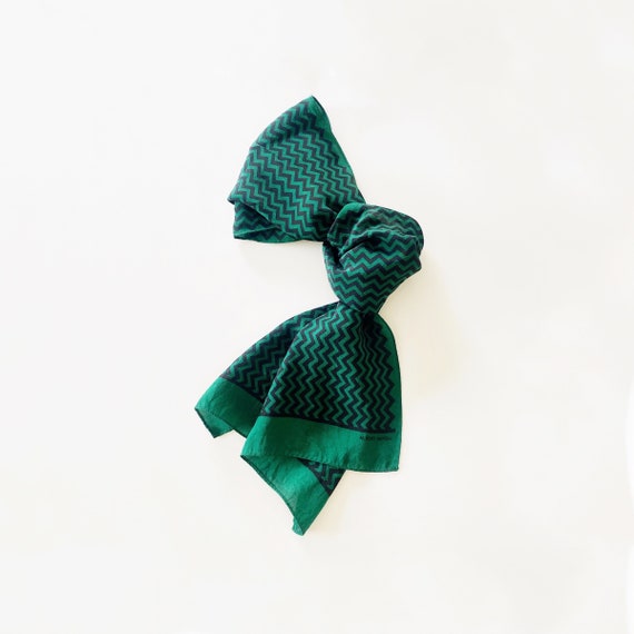 silk scarf - green black zig zag print - 70s vint… - image 1