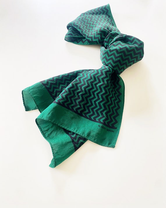 silk scarf - green black zig zag print - 70s vint… - image 3