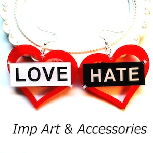 AMOR HATE CORAZÓN Pendientes-Word Cabochon doble capa corazón láser corte acrílico Dangle pendientes