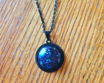 DARK NIGHT-20mm round resin glitter black pendant necklace.