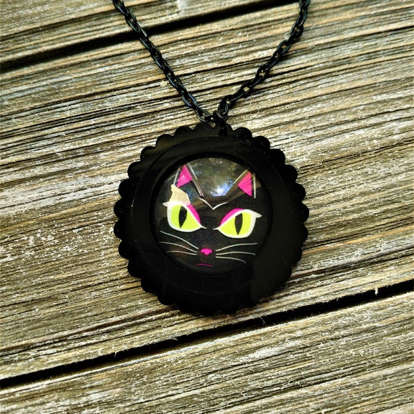 HALLOWEEN KITTY- 25mm Scalloped Cameo Glass Cabochon Black Cat Laser Cut Acrylic Pendant Necklace