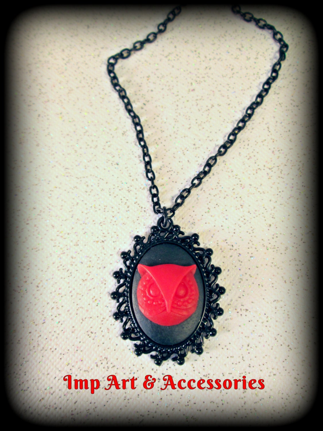 RED OWL CAMEO-Black Metal Scalloped 18 X 25 mm Red Owl Couture Pendant Necklace