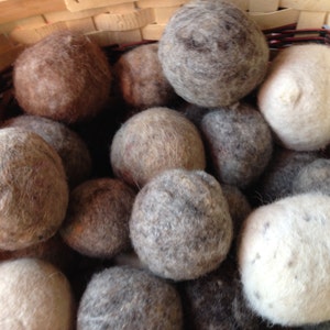 Natural Wool Dryer Ball - 100% Wool is Earth friendly and chemical free - One Dryer Ball