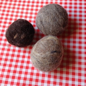 SALE Package Deal 3 Natural Wool Dryer Balls 100% Wool is Earth friendly and chemical free image 4
