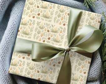 Mysigt julklappspapper, presentinslagning för högtider, julklappsinslagning, vintergrönt papper, presentinslagning med hemlig tomte