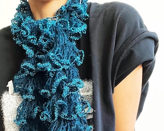 Gehäkelter Schal mit Rüschen - Y2K Metallic Aqua Boho Neckwear