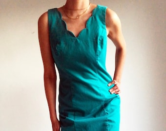 Vintage Teal  SCALLOPED Neckline 90s Party Dress - Size M