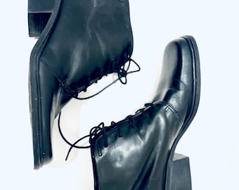 Size 8 Bandolino Black Leather Lace Up Booties - Y2K Ankle Boots