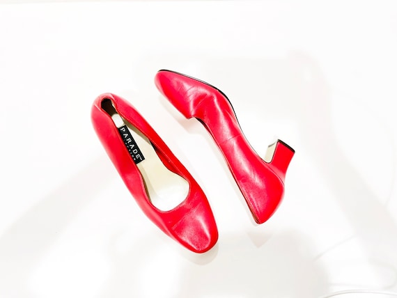 Size 9 Vintage 90s Square Tip Crimson Red Low Heel Pump Shoes
