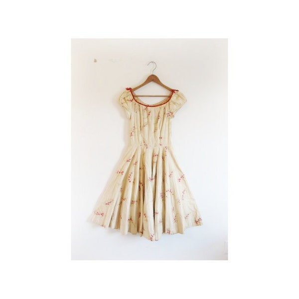 1940s-1950s GORGEOUS floral country dress