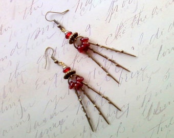Red Dangling Spike Earrings (1924)