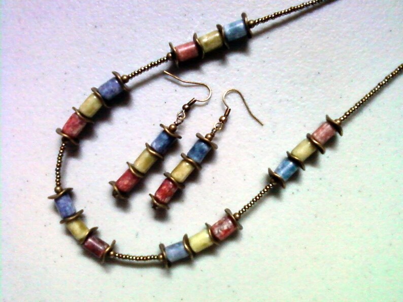 Olive and Red Necklace and Earrings 1285 Blue