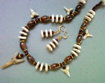 Shark Tooth Necklace and Earrings (0670)
