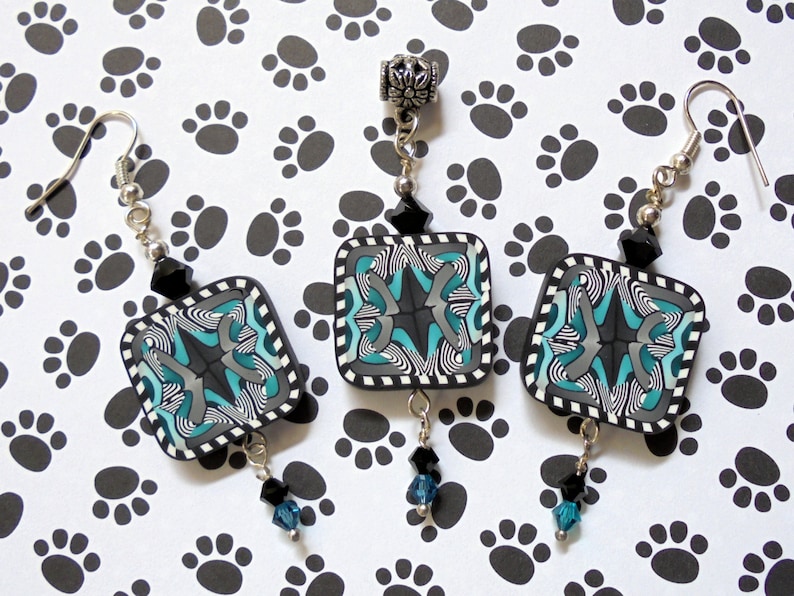0592 White and Teal Pendant and Earrings Black